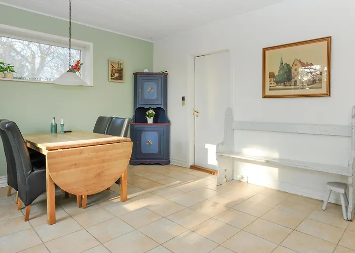 1 Bedroom Beautiful In