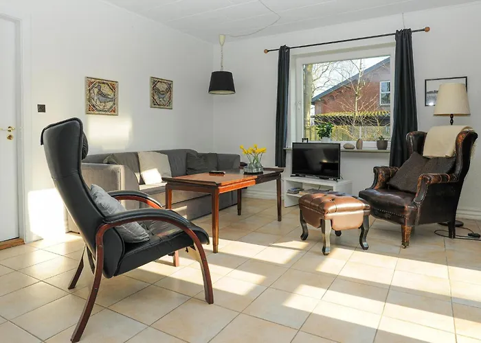 1 Bedroom Beautiful In * Højer